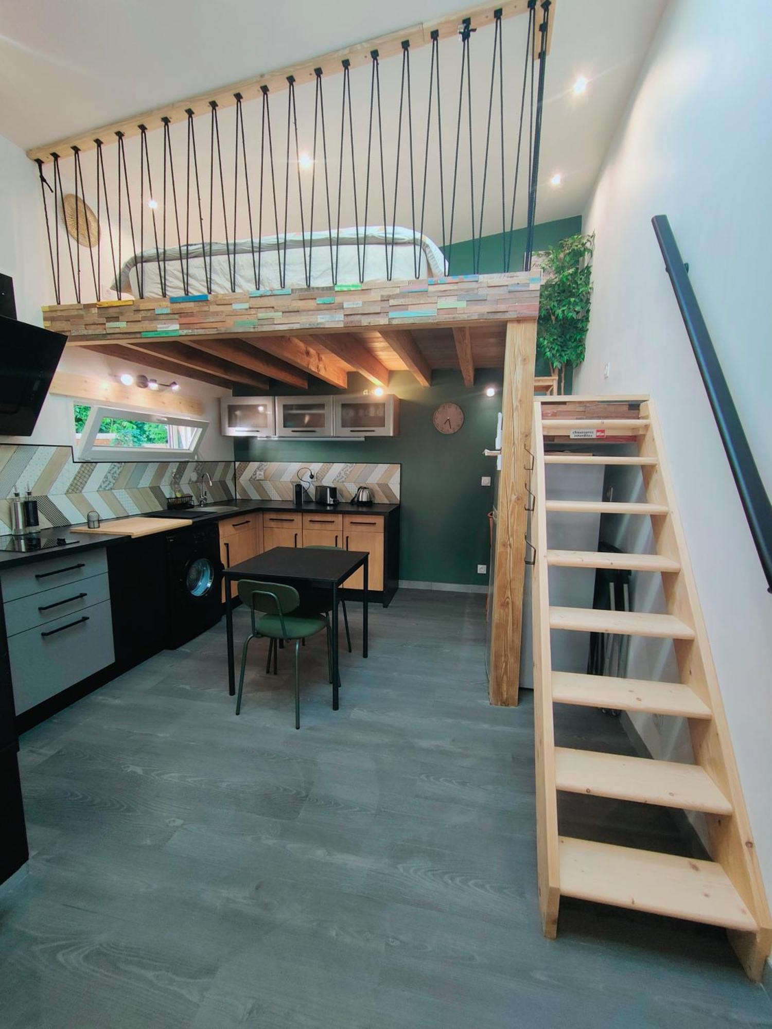Tiny House Avec Jardin Et Acces Piscine Chauffee Villa Saint-Medard-en-Jalles Exterior photo